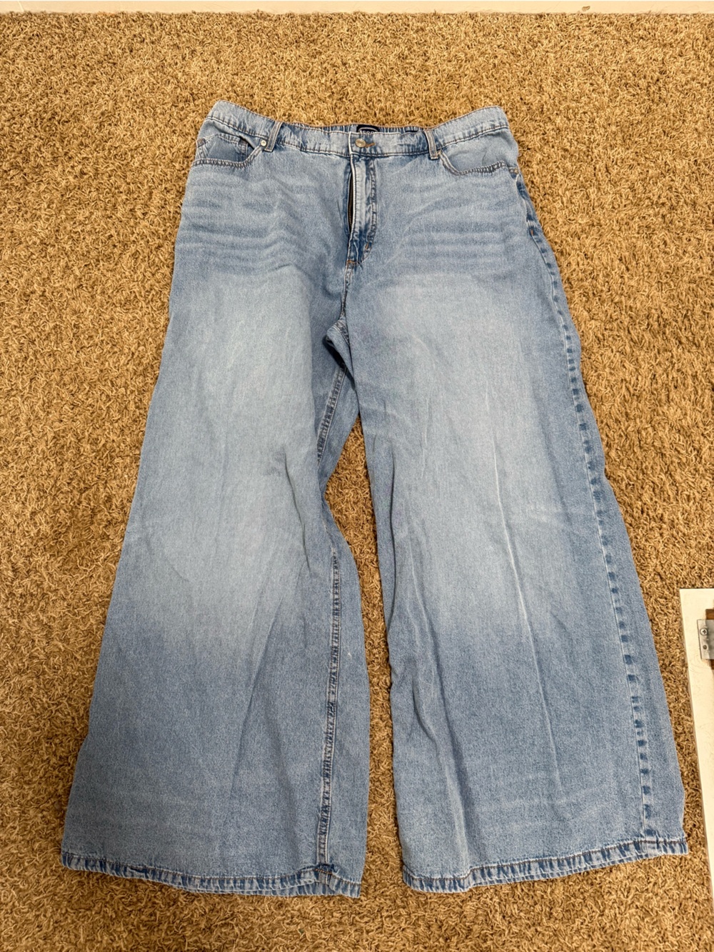 Casual Light Blue Wide-Leg Women's Jeans